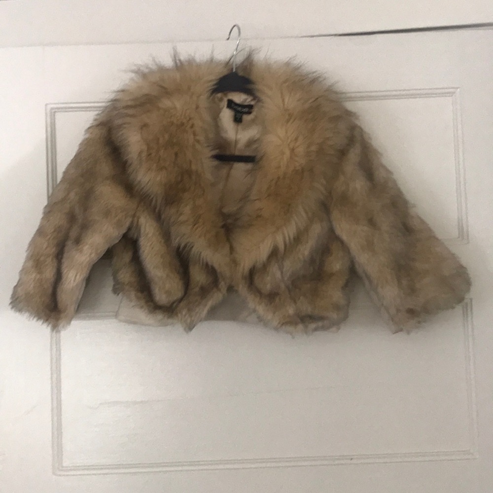 Bebe faux fur crop jacket